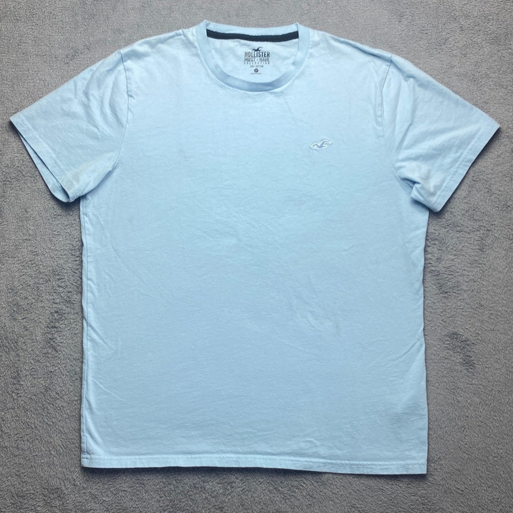 Hollister TShirt Mens Large Light Blue‎ Must-Have Collection Cotton Logo Tee